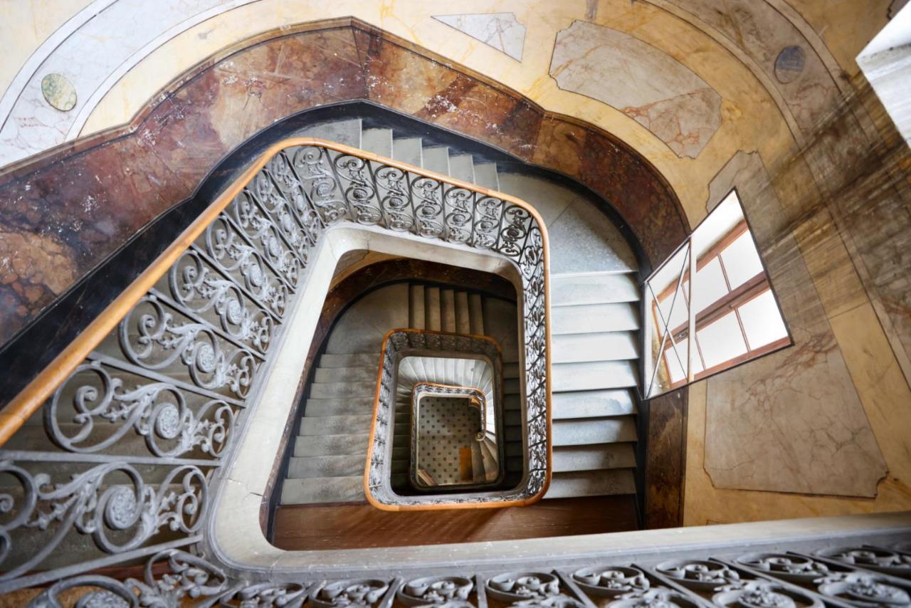 Escalier D'Or Conciergeriedamecarcas Carcassonne Exterior foto